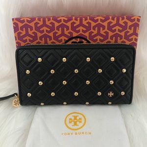 Authentic TORY BURCH Fleming Continental Wallet